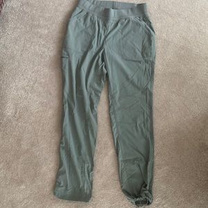 listing-status-banner